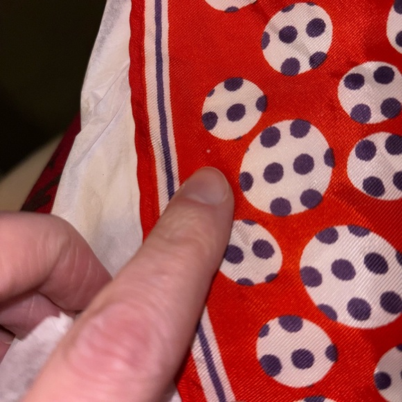 Vera Neumann Vintage Scarf - Picture 6 of 8